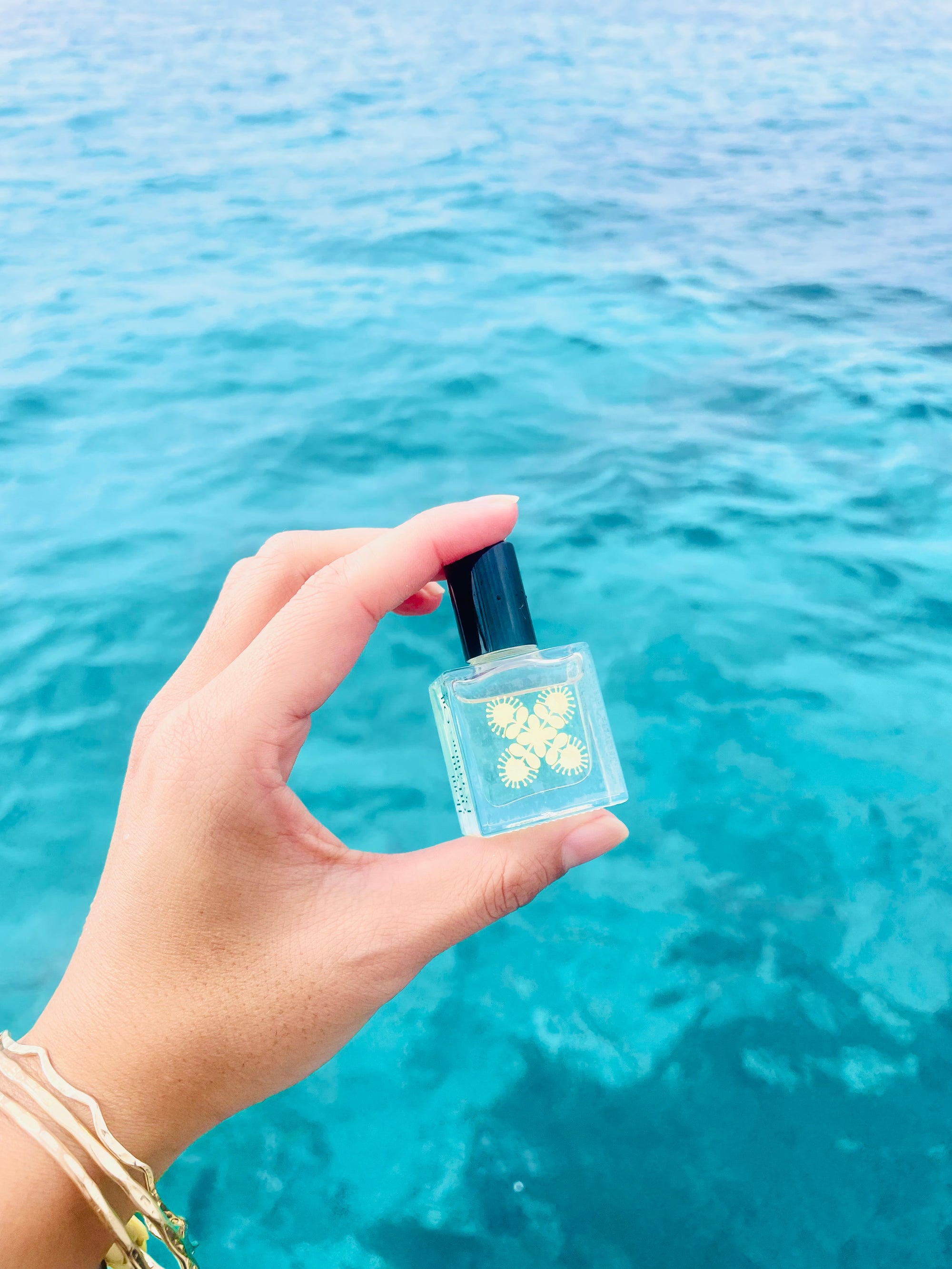 Honi ʻauʻau Perfume Oil